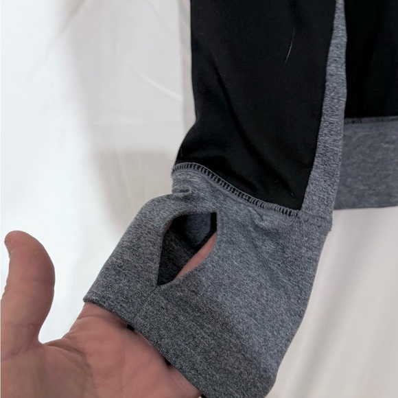 PINK VS Ultimate 1/4 Zip Pullover In Black/Grey With Pockets And Neon Accents - Picture 2 of 9